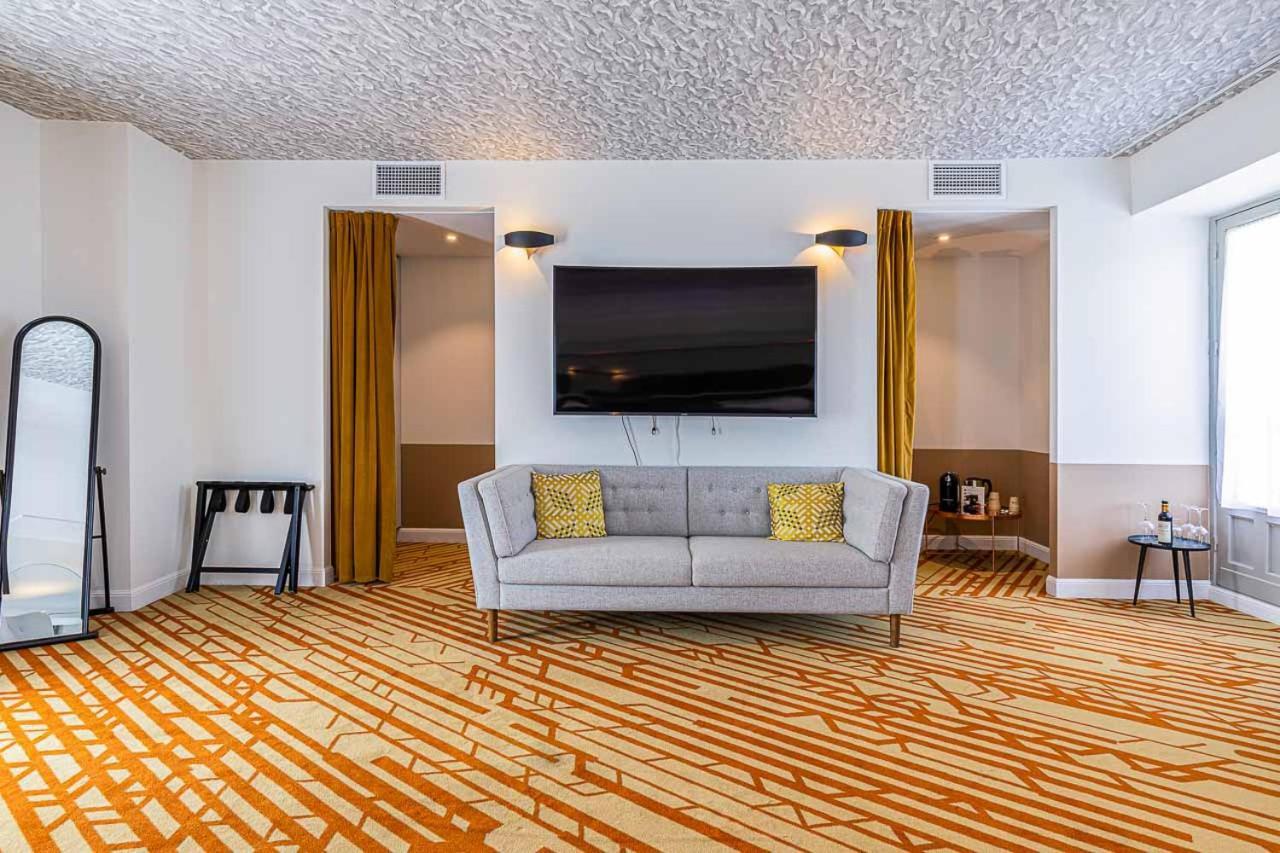 Le Saint Gelais Hotel 4*
