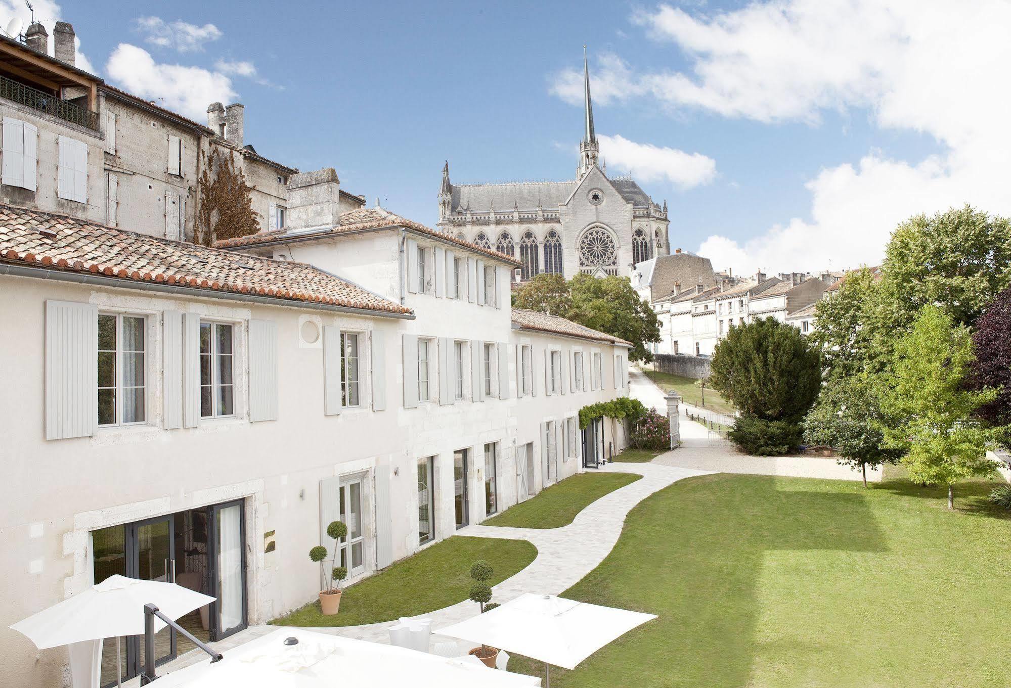 Le Saint Gelais Hotel 4*
